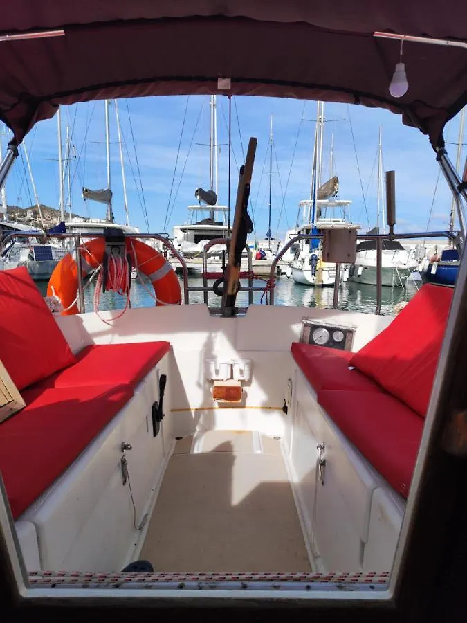 Botel Precioso Barco Para Desconectar Les Botigues de Sitges Spain